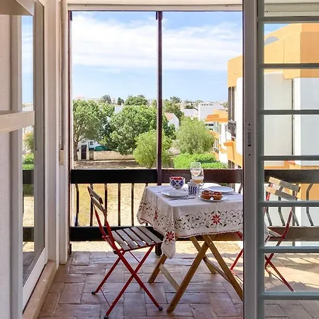 Cosy In Centre Apartment Albufeira